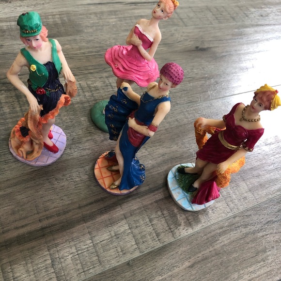 Fun Vintage Decor!✨💙 - Picture 7 of 8